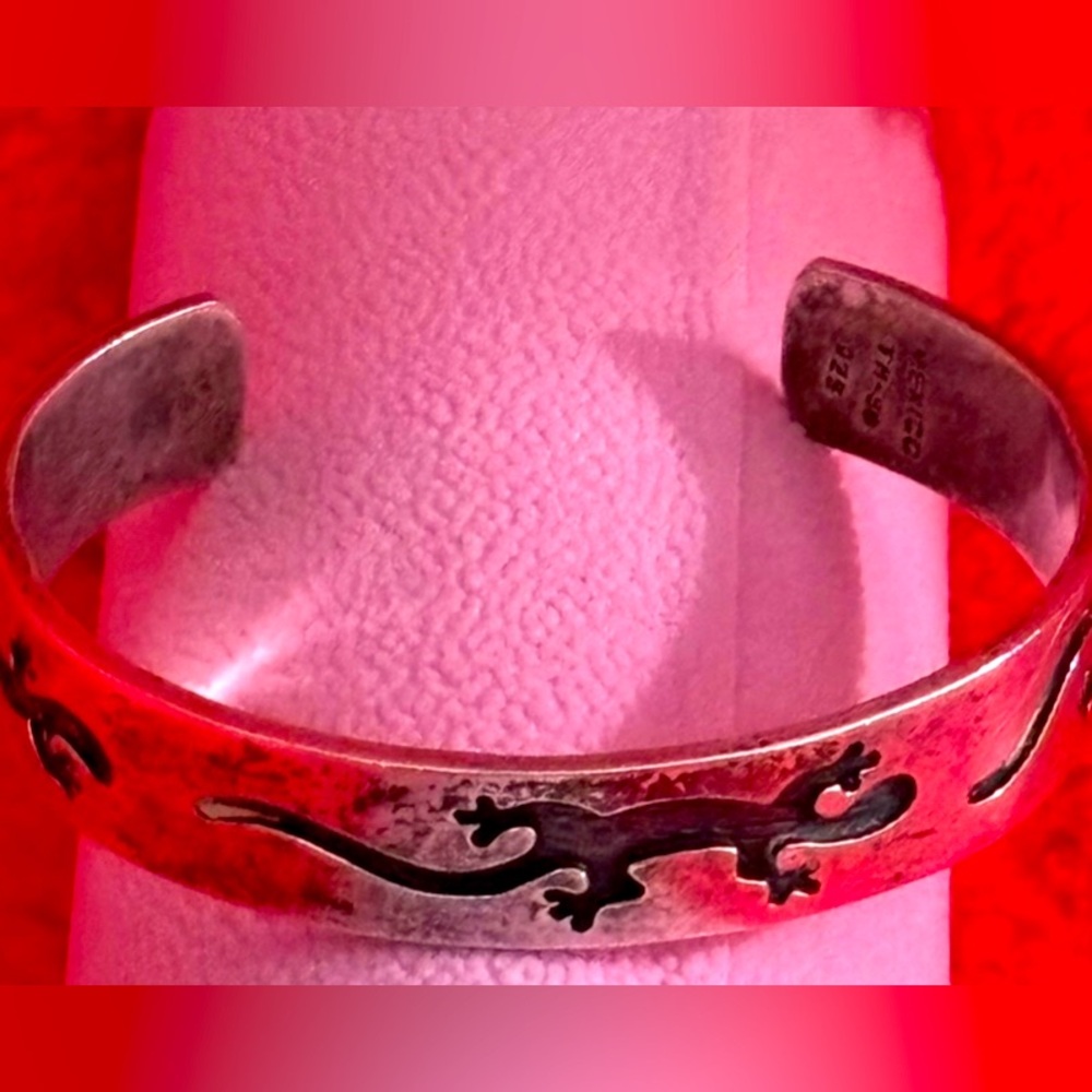 VINTAGE GECKO STERLING SILVER .925  CUFF BRACELET